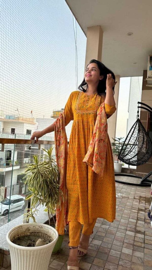 Viscose Chanderi Yogita Suits & Dresses | Printed Yellow Salwar Haldi Outfits - Image 5